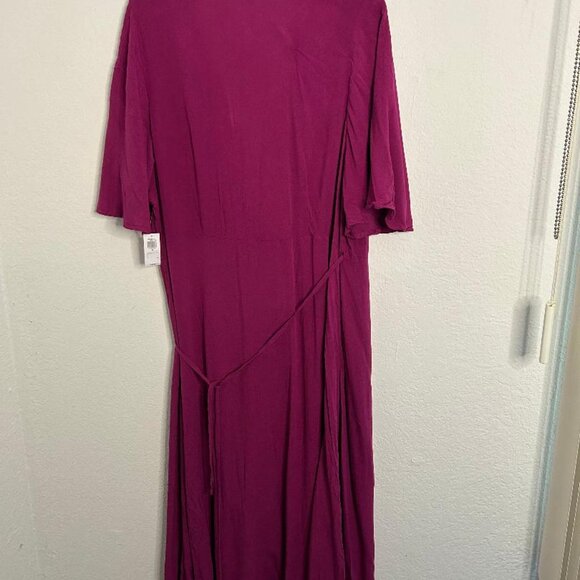 Deep Berry Maxi Wrap Dress With V Neck and Tie Detail - Picture 4 of 4